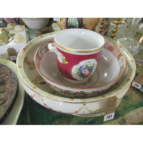 137 - QUANTITY OF LARGE BOWLS AND A SERVING DISH