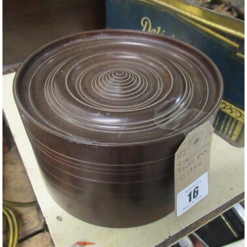 16 - CYLINDRICAL TREEN BOX