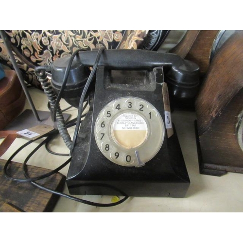 24 - VINTAGE BLACK TELEPHONE