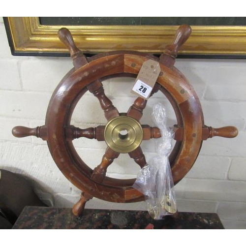 28 - SHIPS WHEEL