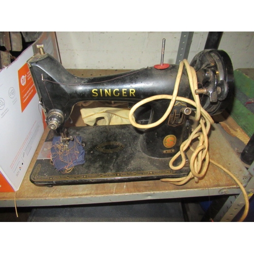 630 - SINGER SEWING MACHINE