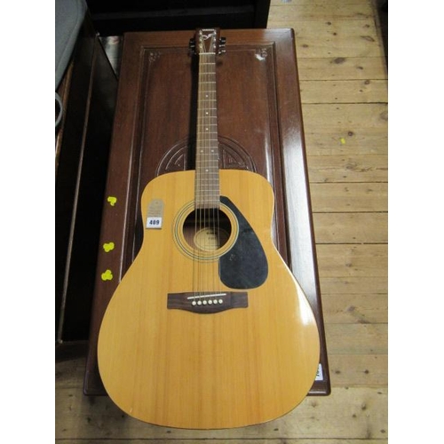 409 - YAMAHA ACOUSTIC GUITAR