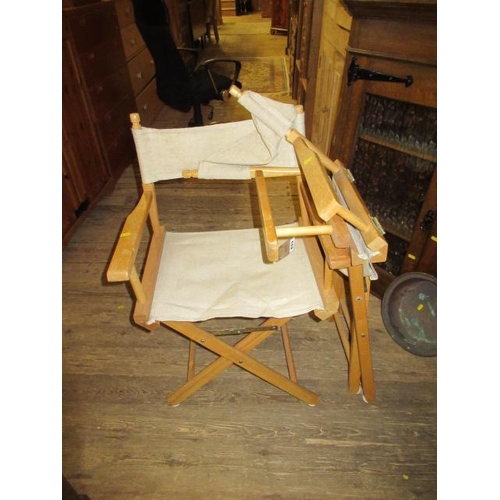 433 - PAIR OF FOLDING CHAIRS