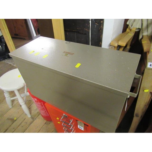 439 - METAL FILING BOX