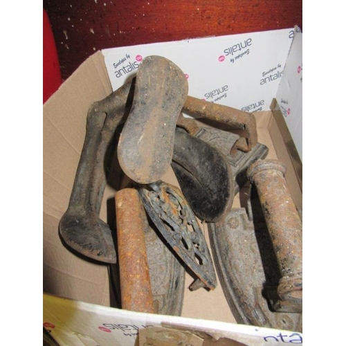 442 - QUANTITY OF IRONS ETC