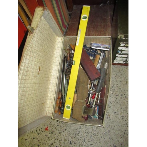 446 - CASED VINTAGE TOOLS