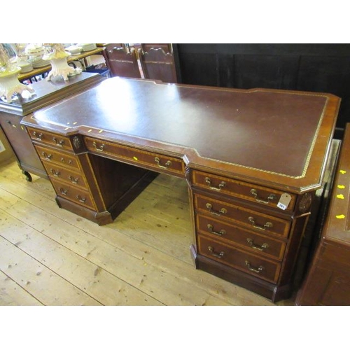 701 - LARGE PEDESTAL DESK