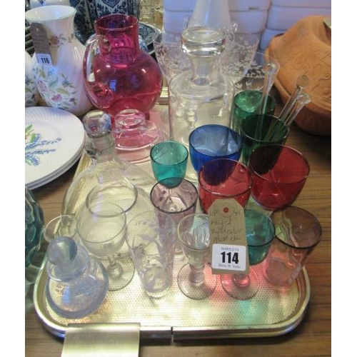 114 - TRAY OF MULTI COLOURED GLASS