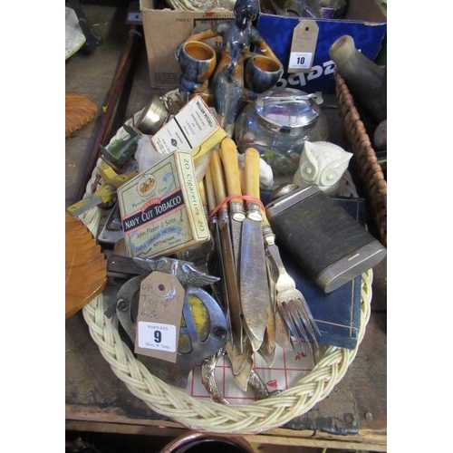 9 - TRAY OF MISCELLANEOUS INCLUDING AA CAR BADGE