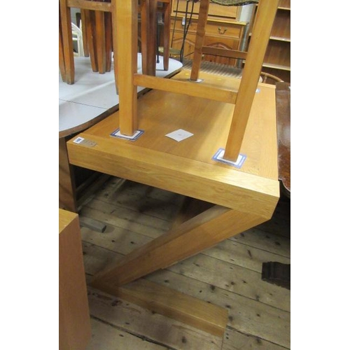 961 - MODERN OAK DESK