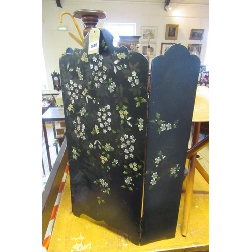 846 - PAPIER MACHE AND MOTHER OF PEARL FIRE SCREEN