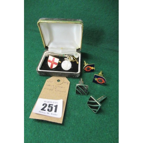 251 - SELECTION OF CUFFLINKS