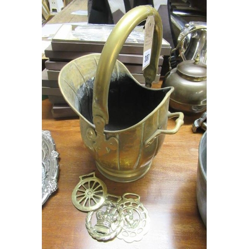 387 - COAL SCUTTLE AND HORSE BRASSES