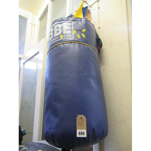 680 - PUNCH BAG