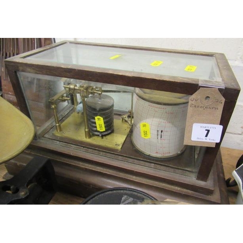 7 - BAROGRAPH