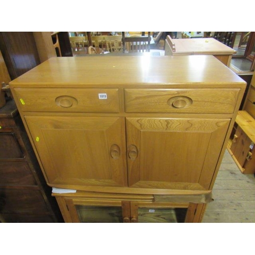 1015 - SMALL ERCOL WINDSOR SIDEBOARD