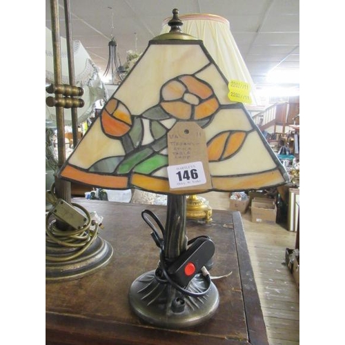 146 - TIFFANY STYLE TABLE LAMP