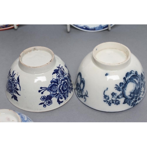 41 - A COLLECTION OF ENGLISH PORCELAIN, 18th century, including a Worcester Mansfield pattern small sauce... 