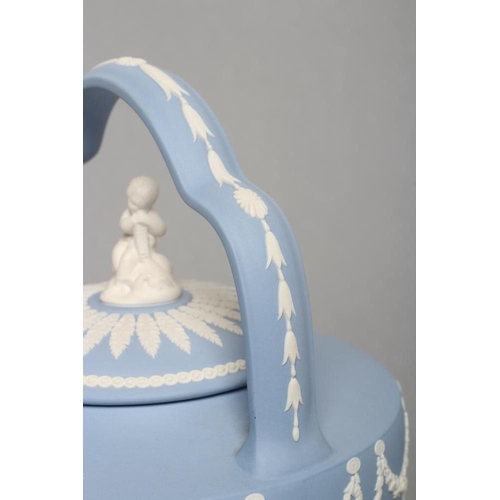 56 - A WEDGWOOD BLUE JASPER RUM KETTLE, 1993(?), after an 18th century original, No.97 of a limited editi... 