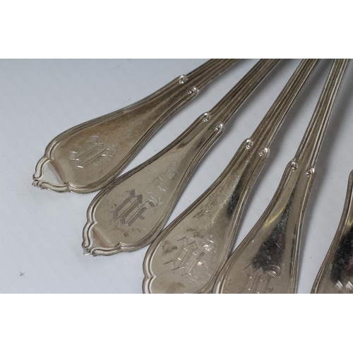 152 - A SET OF TWELVE AMERICAN SILVER TEASPOONS, maker Henrichsen & Greenberg, stamped Sterling, in thread... 