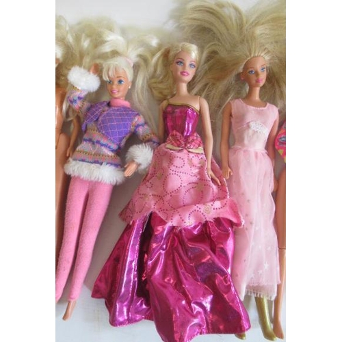 194 - Two boxes of 15 Barbie dolls, mixed ages, including 6 1976 Mattel examples, 1 1988 and the rest late... 