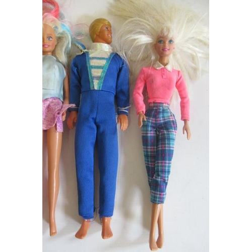 195 - Two boxes of 15 Barbie dolls, mixed ages, including 4 1976 Mattel, 4 1988 Hasbro, 1 1983 Hasbro, 1 1... 