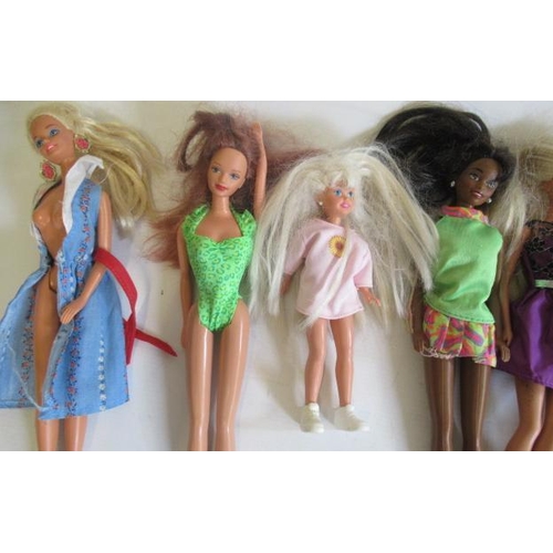 196 - Two boxes of Barbie dolls and accessories, comprising 8 dolls including 2 1976 Mattel and 1 1985, an... 