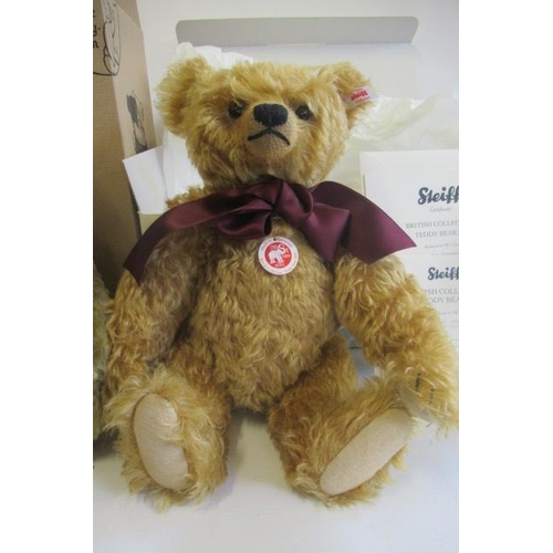 231 - Two boxed Steiff teddy bears, comprising a 34cm 1920 Classic bear and a 36cm 2015 bear with certific... 