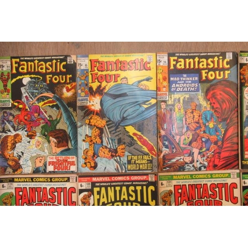 294 - 35 Marvel Fantastic Four comics, comprising no. 46, 50, 60, 73, 75, 77, 78, 82, 83, 85, 90, 92, 94, ... 