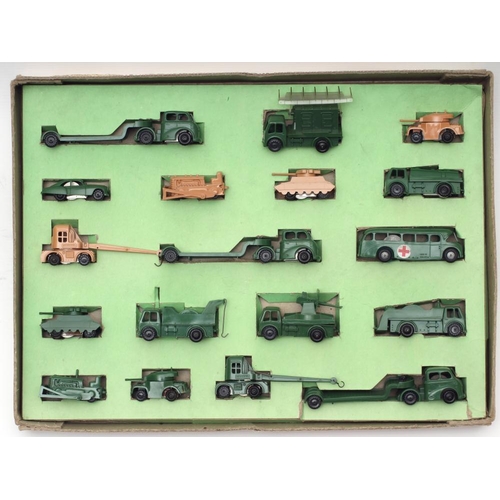 331 - Triang Minic Push-and-Go Army Presentation Set with army vehicles, one box end damaged, models G-E (... 