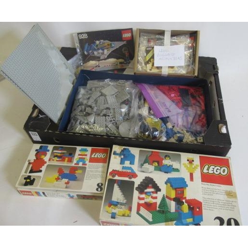 337 - Lego and Lego Sets from the 1970's including Set 8 and 20, parts for space cruiser and moon base, to... 