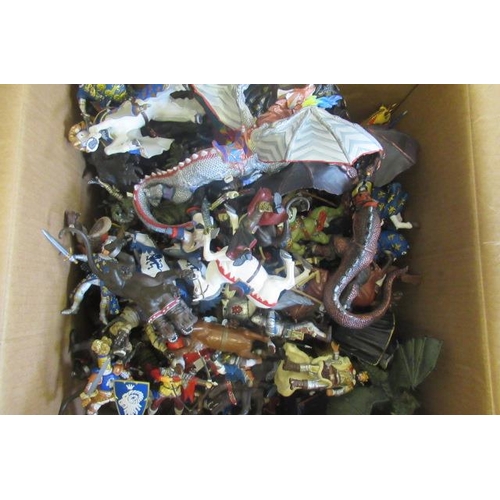 394 - 90x Palo fantasy figures including knights, monsters and dragons, F-G (Est. plus 21% premium inc. VA... 