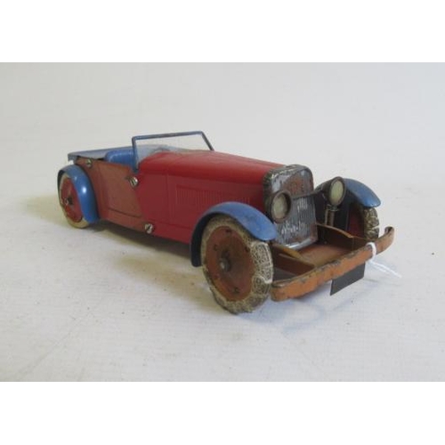 439 - Pre-war Meccano Constructor Car, some minor rusting and tyre fatigue, F (Est. plus 21% premium inc. ... 