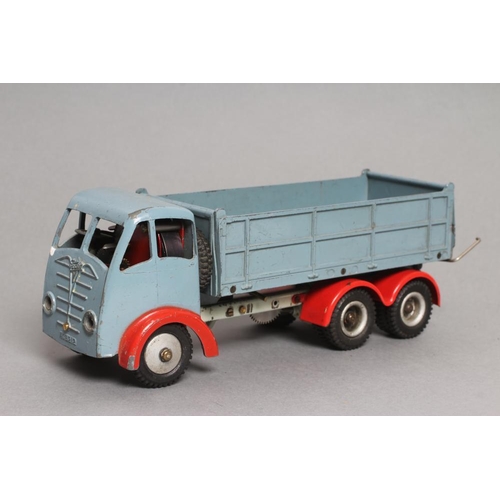 503 - Shackleton clockwork Foden tipper lorry finished in pale blue/red, some minor paint chips, no fatigu... 