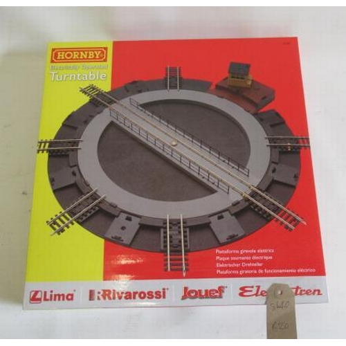 650 - Hornby electrically operated turntable, boxed, G-E (Est. plus 21% premium inc. VAT)