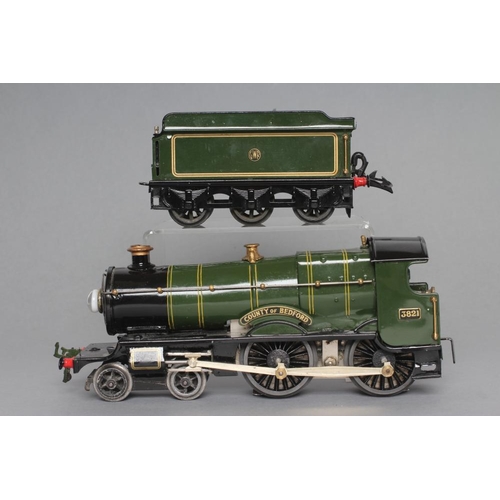 740 - Hornby 20v electric G.W.R. County of Bedford finished in green with G.W.R. roundel on tender, paintw... 