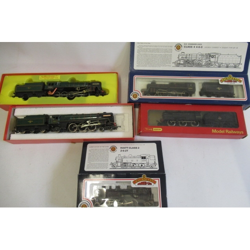 654 - Hornby Railways Evening Star, R552 Oliver Cromwell, R251 0-6-0 4F Bachmann Branch-Line Ivatt Class 2... 