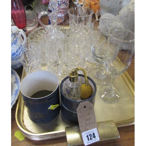 124 - QUANTITY OF CUT GLASS ITEMS INCLUDING PERFUME BOTTLE