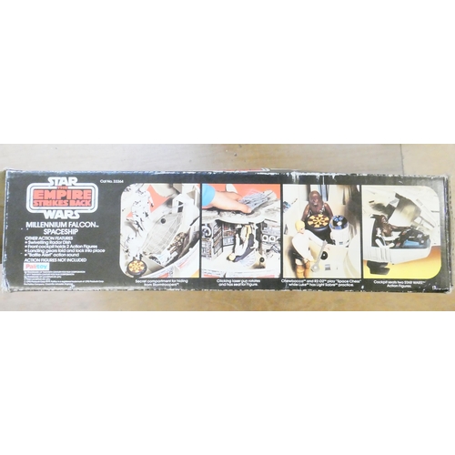 409 - Palitoy Millenium Falcon Spaceship with battle Alert with sticker sheet and instructions, box F-G, m... 