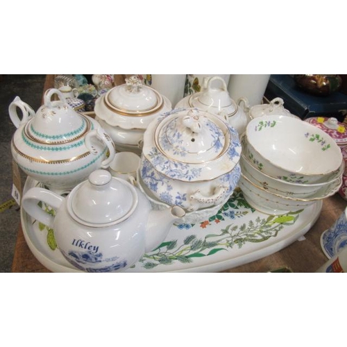 60 - TRAY OF VICTORIAN AND LATER CHINA SUCRIERS  SUGAR AND SLOP BASINS  ETC