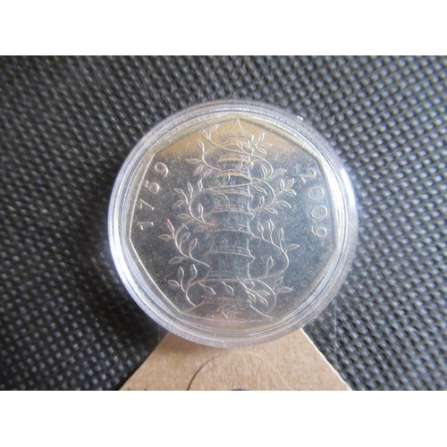 658 - 2009 PAGODA 50P COIN