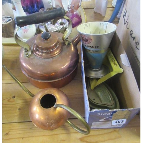 463 - SMALL BOX OF VINTAGE METAL ITEMS  COPPER KETTLE AND BOX ETC