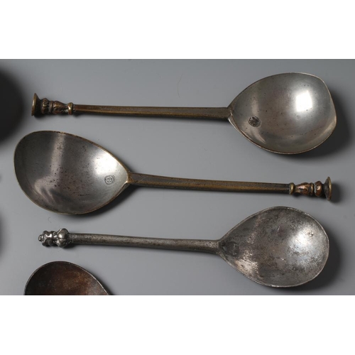 346 - EIGHT VARIOUS SLIP TOP PEWTER SPOONS, 17th century and later, with fig bowls, 6