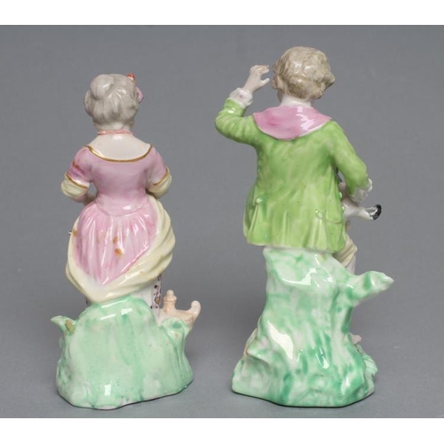 48 - A PAIR OF CHELSEA DERBY PORCELAIN 