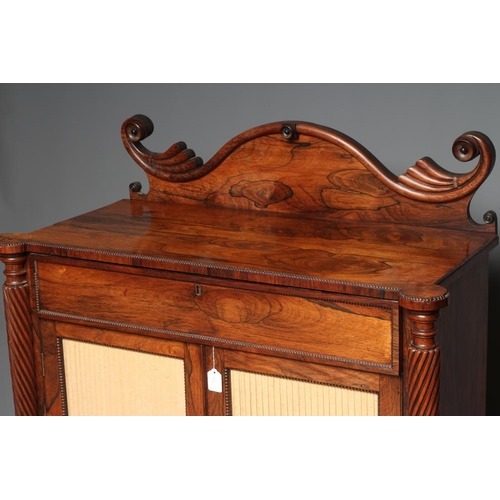 620 - A REGENCY ROSEWOOD CHIFFONIER, early 19th century, the beaded edged top with raised back with boldly... 