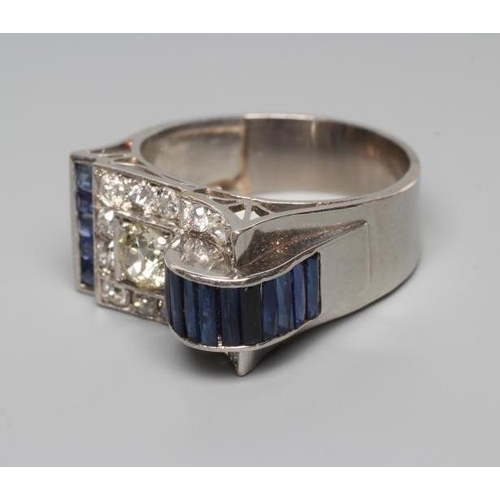 245 - AN ART DECO STYLE SAPPHIRE AND DIAMOND 