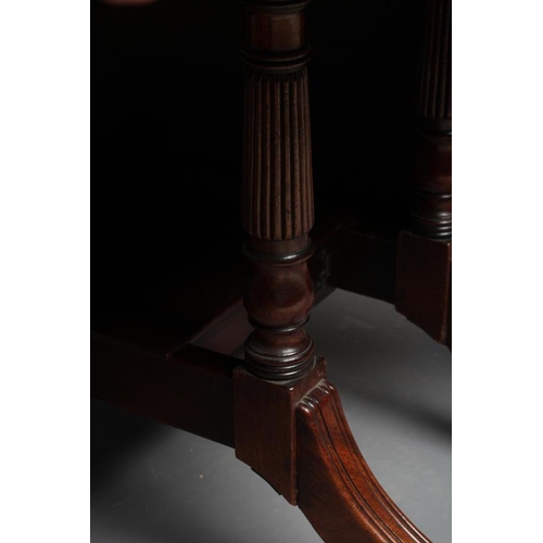 654 - A REGENCY MAHOGANY DROP LEAF BREAKFAST TABLE, early 19th century, the reeded edged rounded oblong to... 