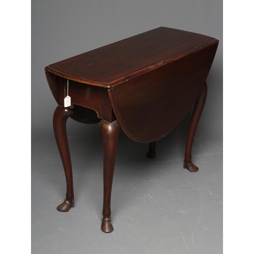 668 - A GEORGIAN MAHOGANY DROP LEAF TABLE, mid 18th century, the moulded edged oval top over arched frieze... 