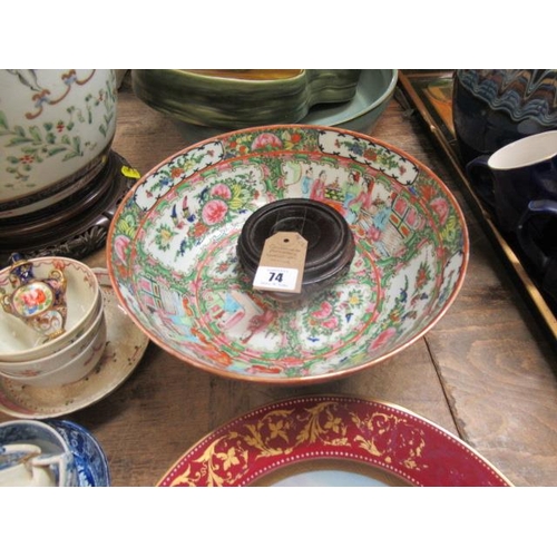 74 - CANTONESE PORCELAIN BOWL ON STAND