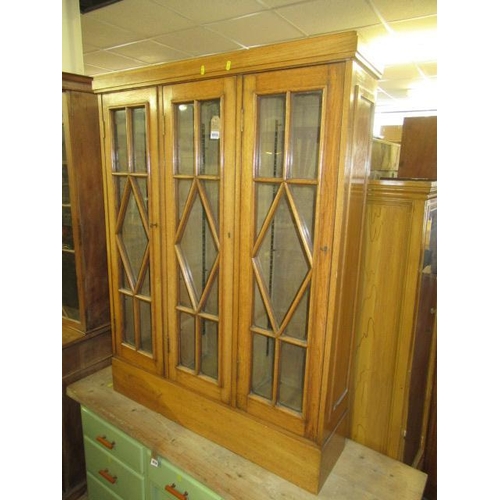 1015 - OAK GLAZED BOOKCASE